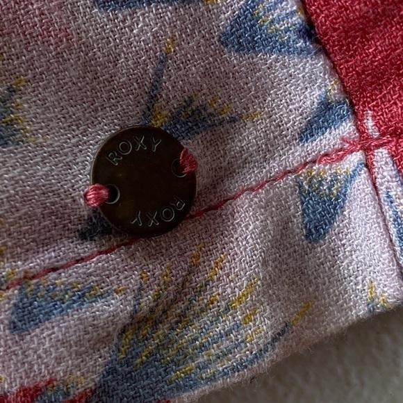 Roxy super cute! Zipper back adjustable straps - Picture 4 of 11